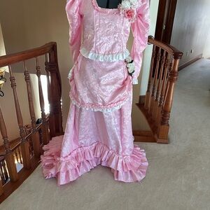 Elegant Pink Floral Gown with Ruffles